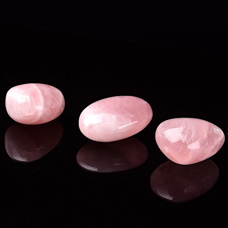 amuleto piedra de cuarzo rosa