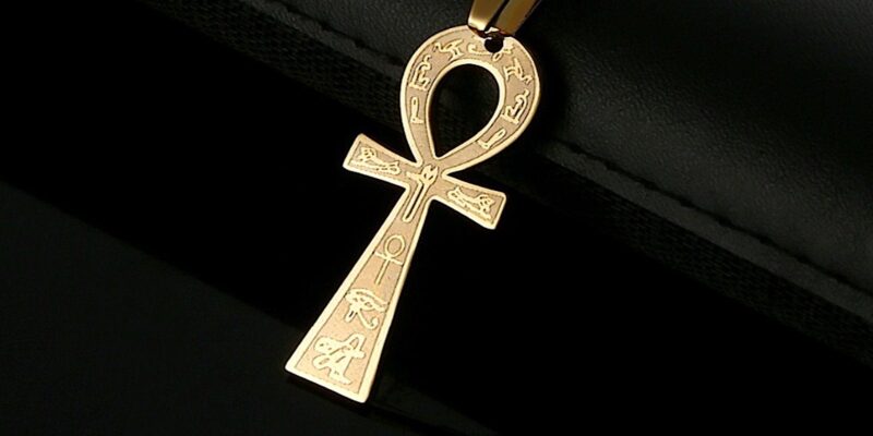 El Amuleto De la Cruz Egipcia